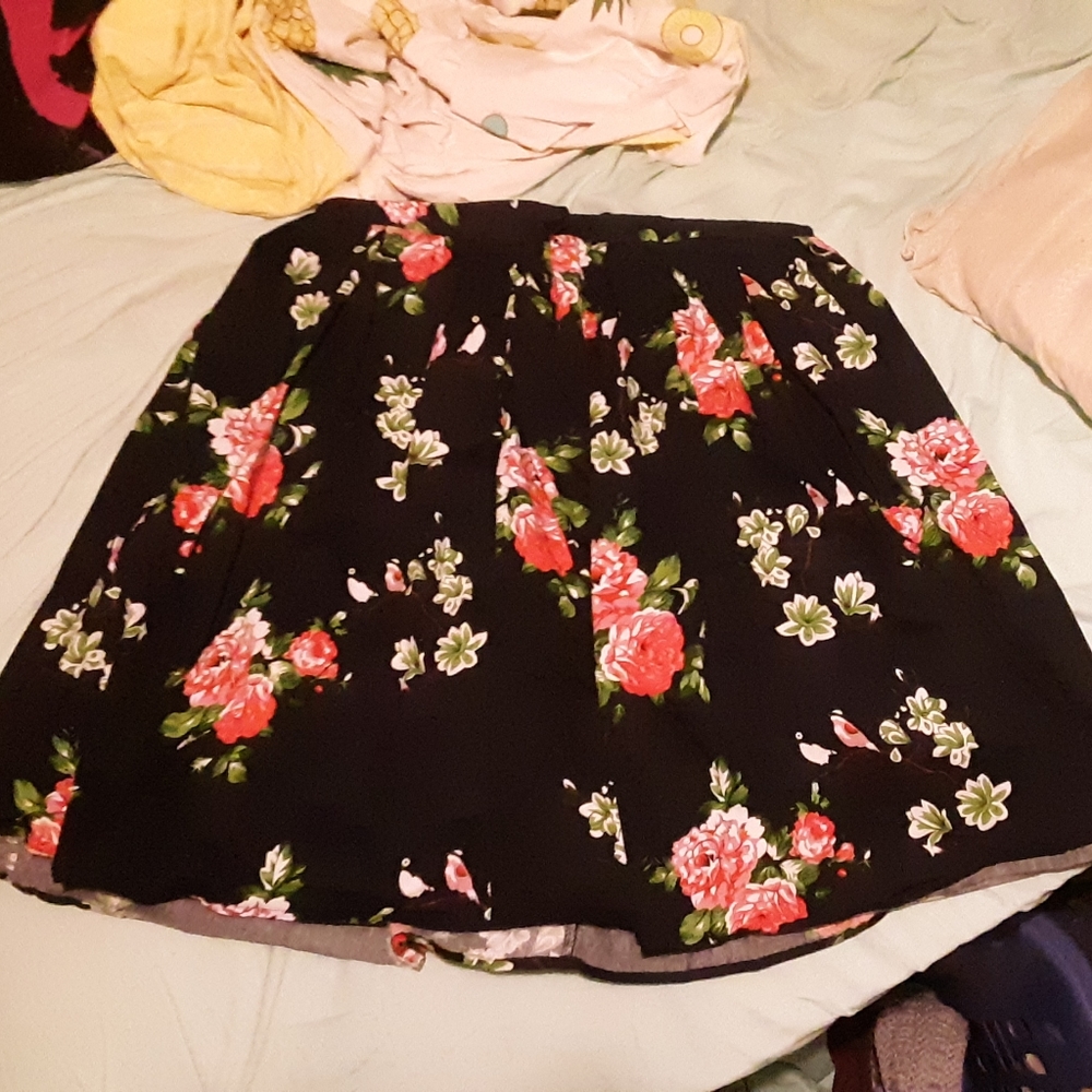 Flora print skirt